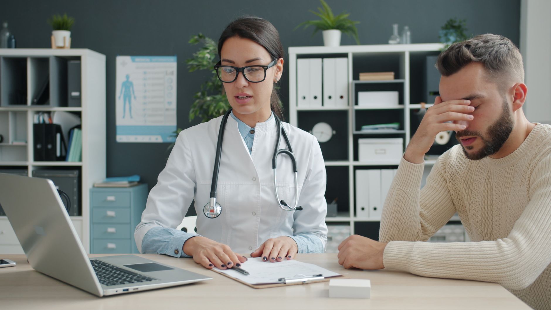 En el médico: me duele la cabeza
