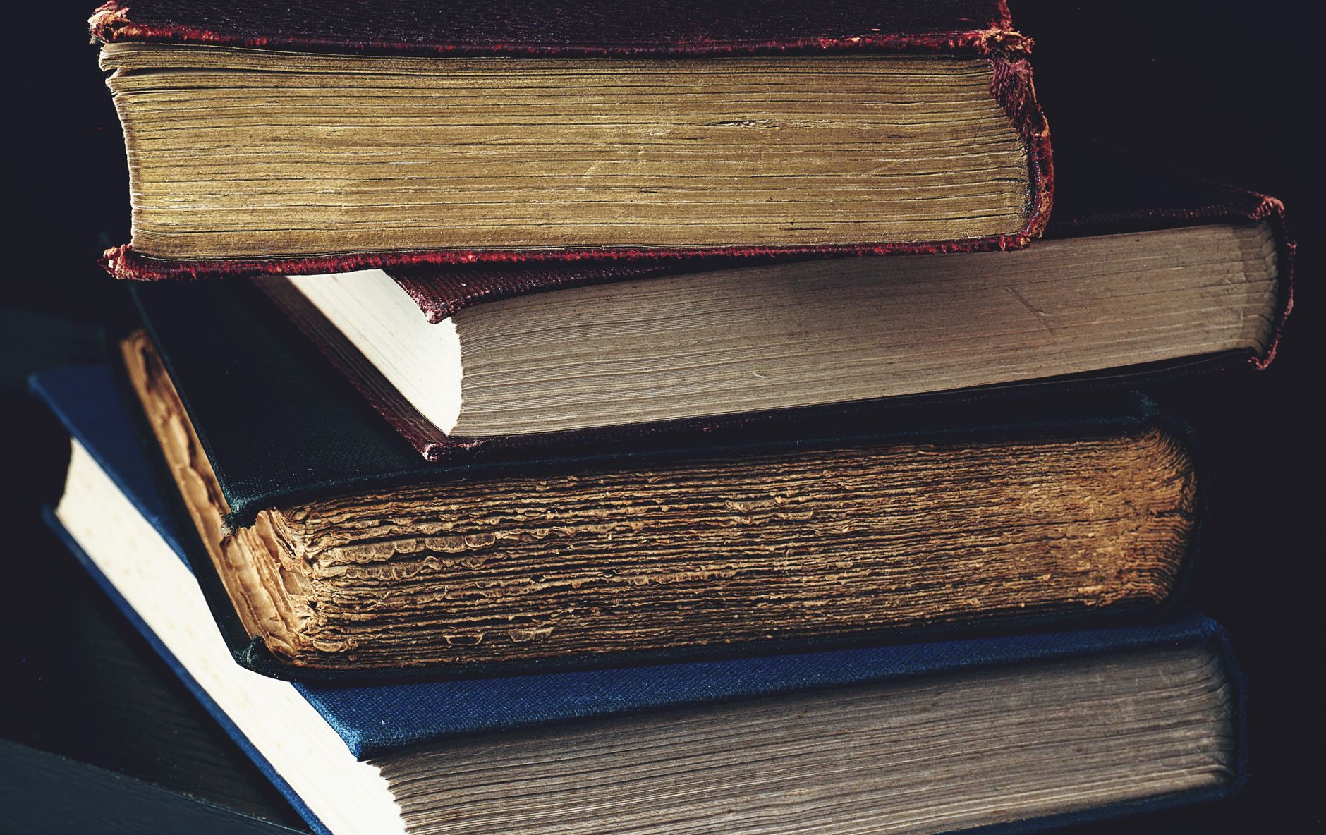 La malnova libro